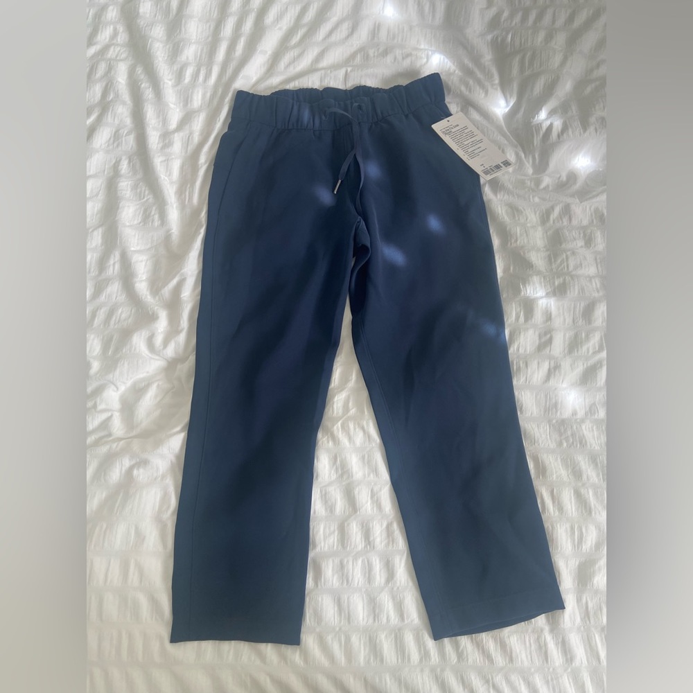 Lululemon On The Fly Crop Woven